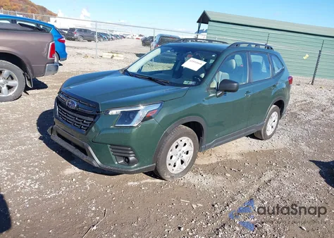 2022 Subaru Forester z USA, uszkodzony, nr VIN JF2SKACC5NH441955